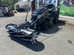 Black Edition Rasentraktor Pro 225/92 Twin H mit Kehrmaschine – Bild 2