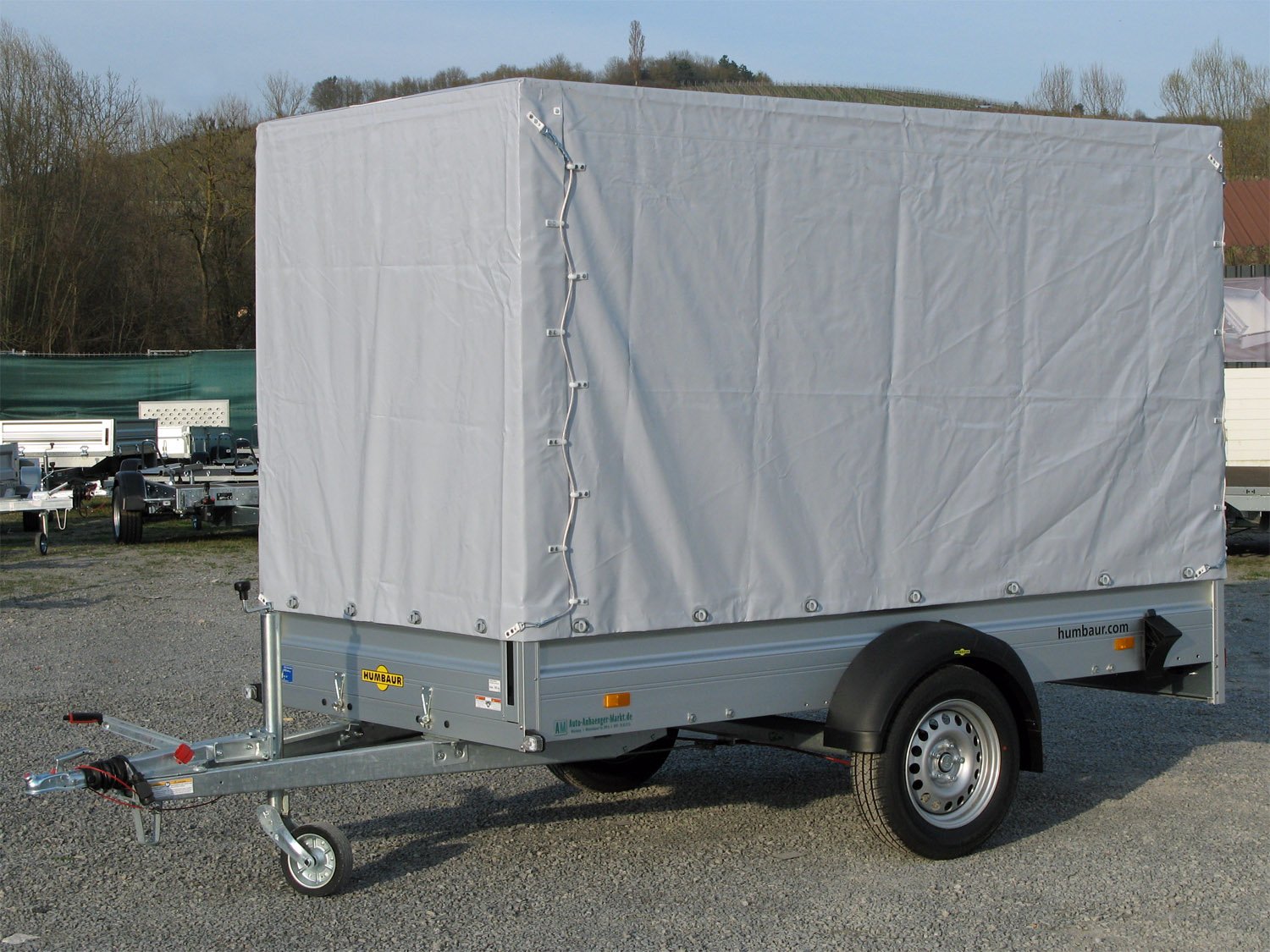 hu1339-hp_humbaur_ha133015_kv_1dnmmL3pUgoEEe.jpg Humbaur HA133015 KV Hochplane 1800 mm Innenhöhe – Bild 1