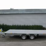 Humbaur Universal 3000 Seilwinde, Auffahrbohlen u Aluboden