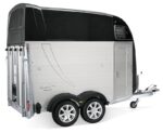Humbaur Xanthos Aero 2700 S Aerodynamischer Bug | EquiDrive® PLUS S Fahrwerk