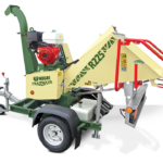 NEGRI Biohäcksler R225 / Benzin-Häcksler mit Straßenfahrwerk